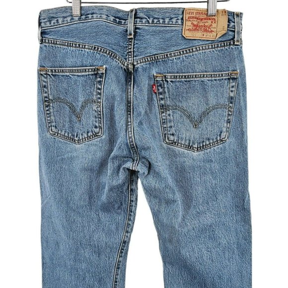 Levis 501 Vintage Denim Blue Jeans Button Fly Red Tab Mexico 35/30 Light Wash - Picture 4 of 13